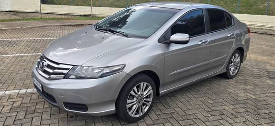 HONDA CITY 1.5 EX 16V FLEX 4P AUTOMÁTICO HONDA CITY 1.5 EX 16V FLEX 4P AUTOMÁTICO